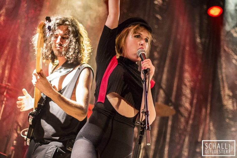 Interview: Prada Meinhoff – Zwischen Kotti und Lollapalooza