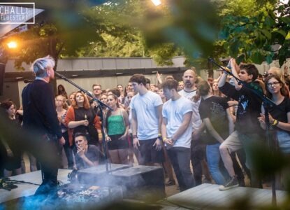 Fotos/Bericht: Blackout Problems & anorak bei GoldMucke 2018 in Düsseldorf 1 02 blackout problems goldmucke biergarten vier linden duesseldorf schallgefluester credits christin meyer 23