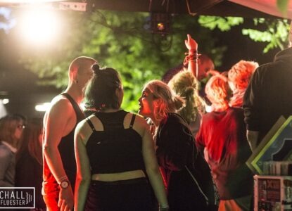 GoldMucke Sommer Open Air mit Blackout Problems & anorak in Düsseldorf 2 02 prezident whiskeyrap sprechzimmer im zeichen des hip hop sommerklaenge unter den linden goldmucke schallgefluester credits christin meyer 26