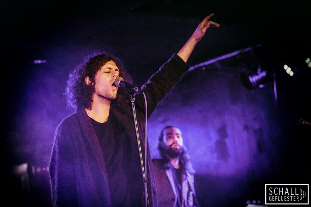 01 glass caves razz support nocturnal tour luxor koeln schallgefluester credits christin meyer 04