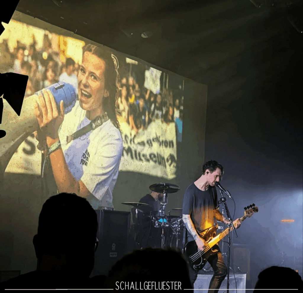 Fotos/Bericht: FJØRT auf BÉ FJØRT Tour 2026 im FZW Dortmund 3 fjort be fjort tour dortmund mir tini schallgefluester kl